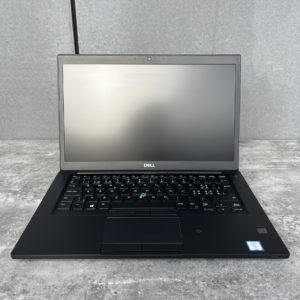 Latitude 7490