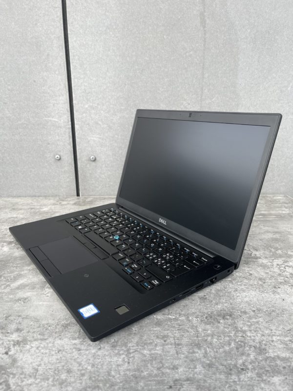 Latitude 7490 – Image 2