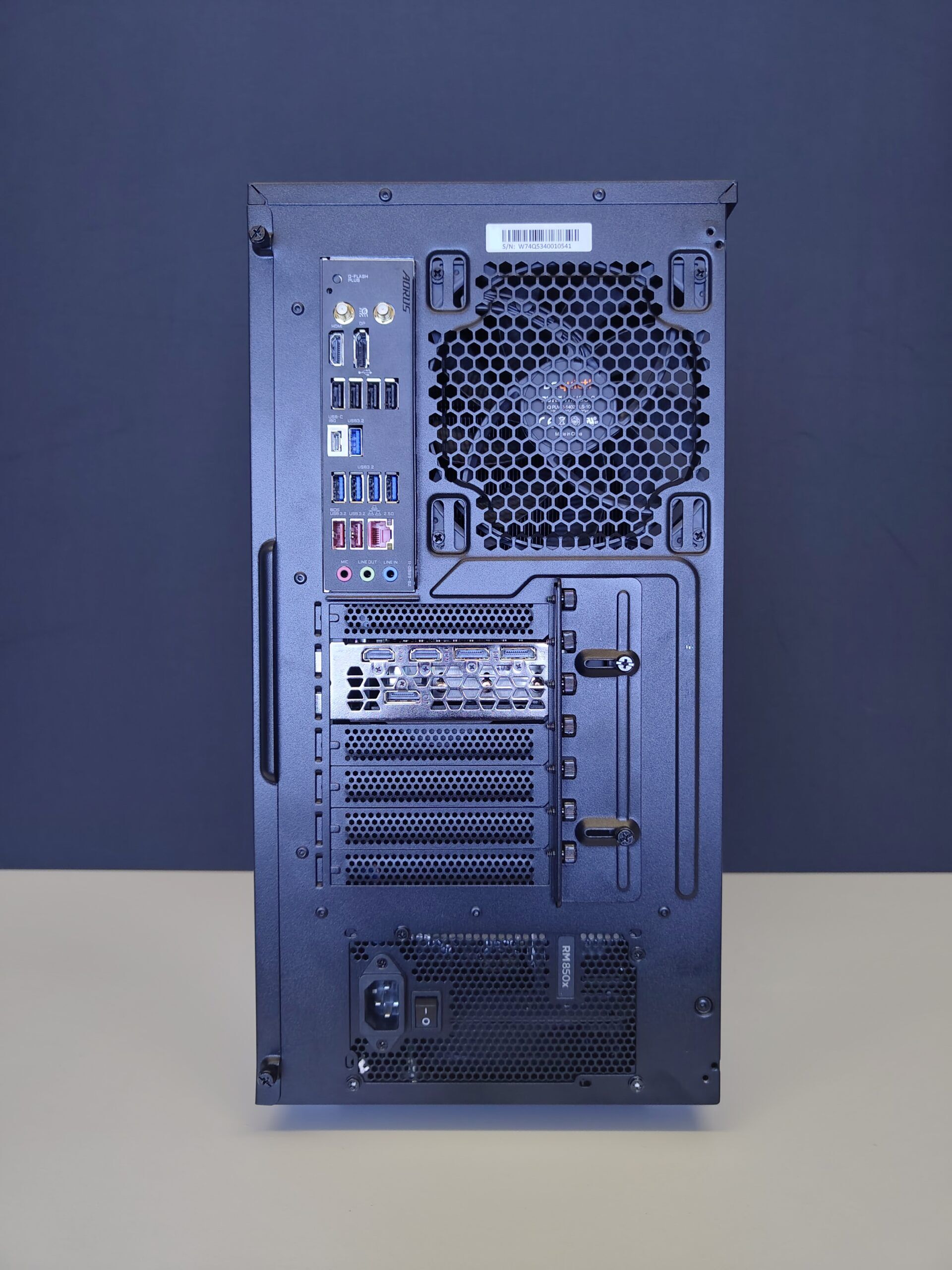 Titanium V8 – Image 5