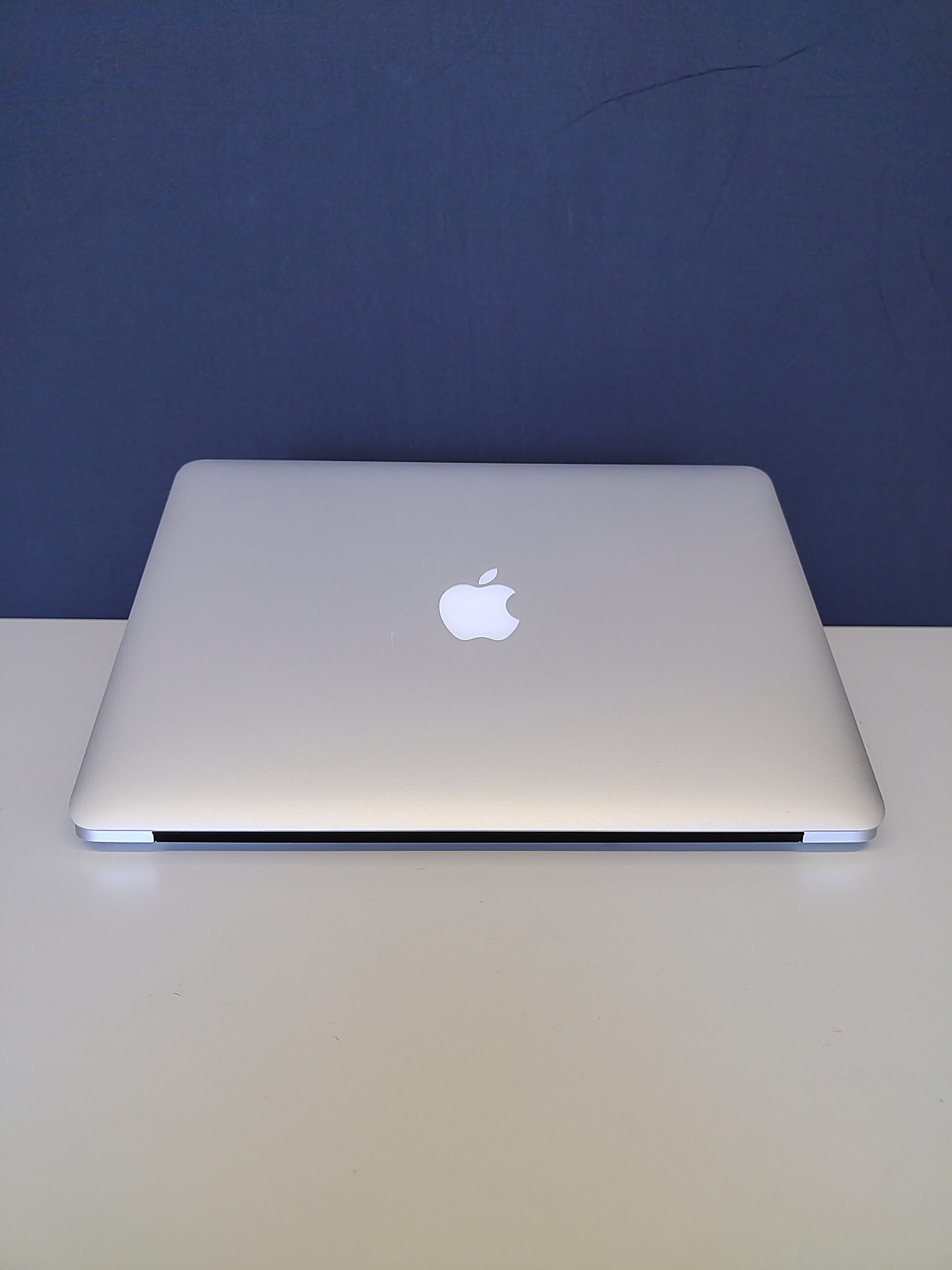 MacBook Air A1466 – Image 4