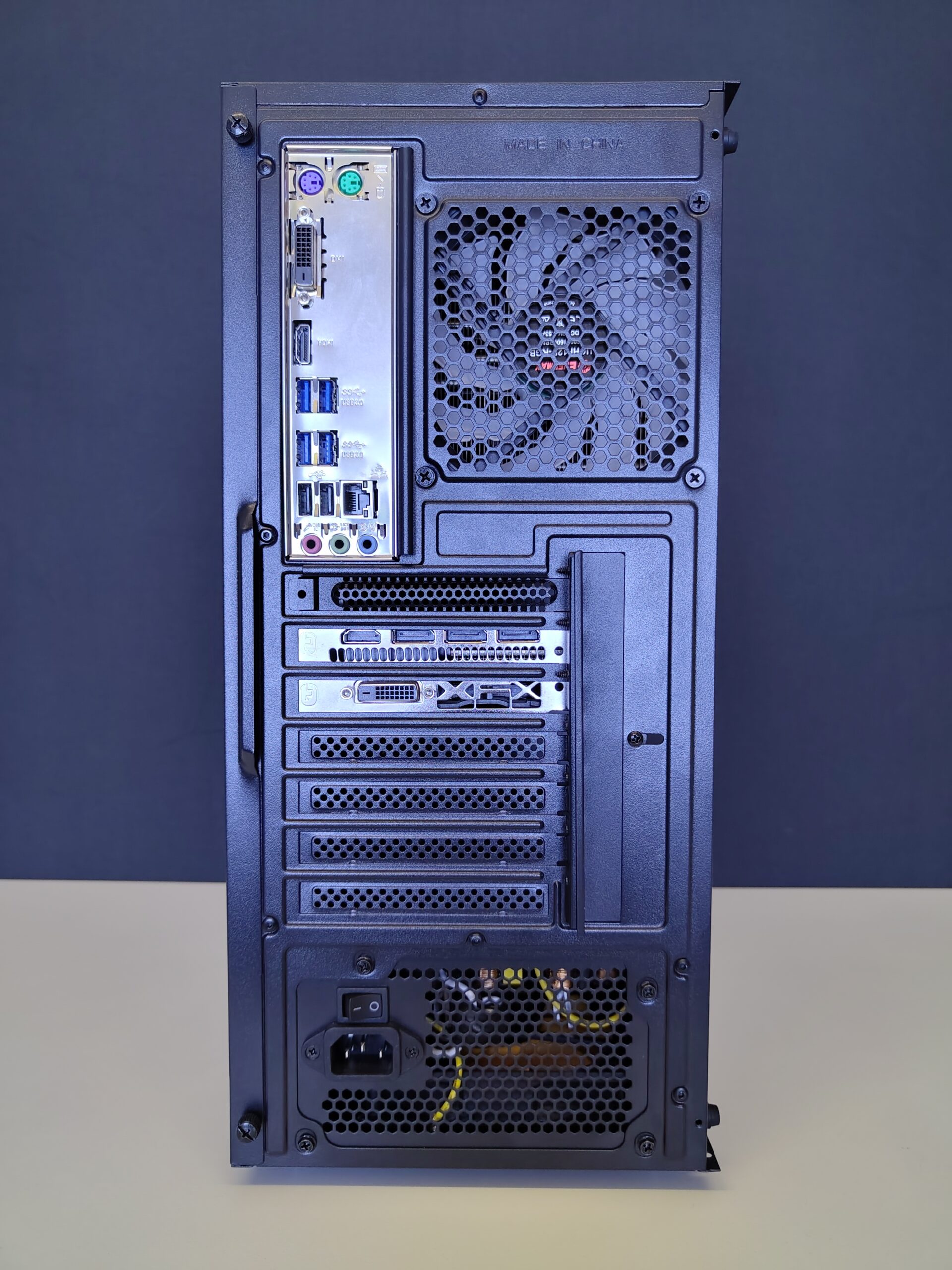 Gold V8 (avec écran) – Image 5