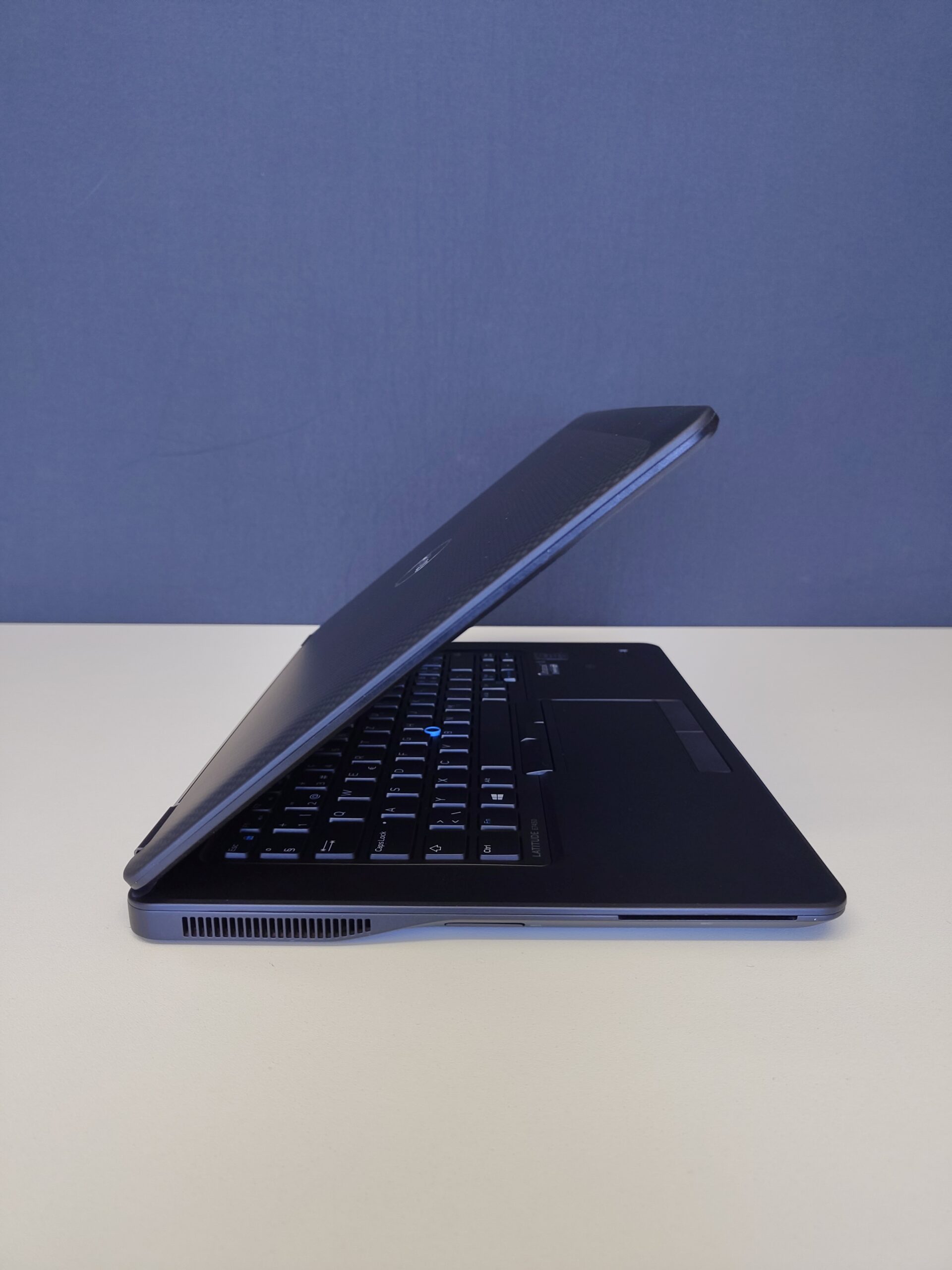Dell Latitude E7450 – Image 3